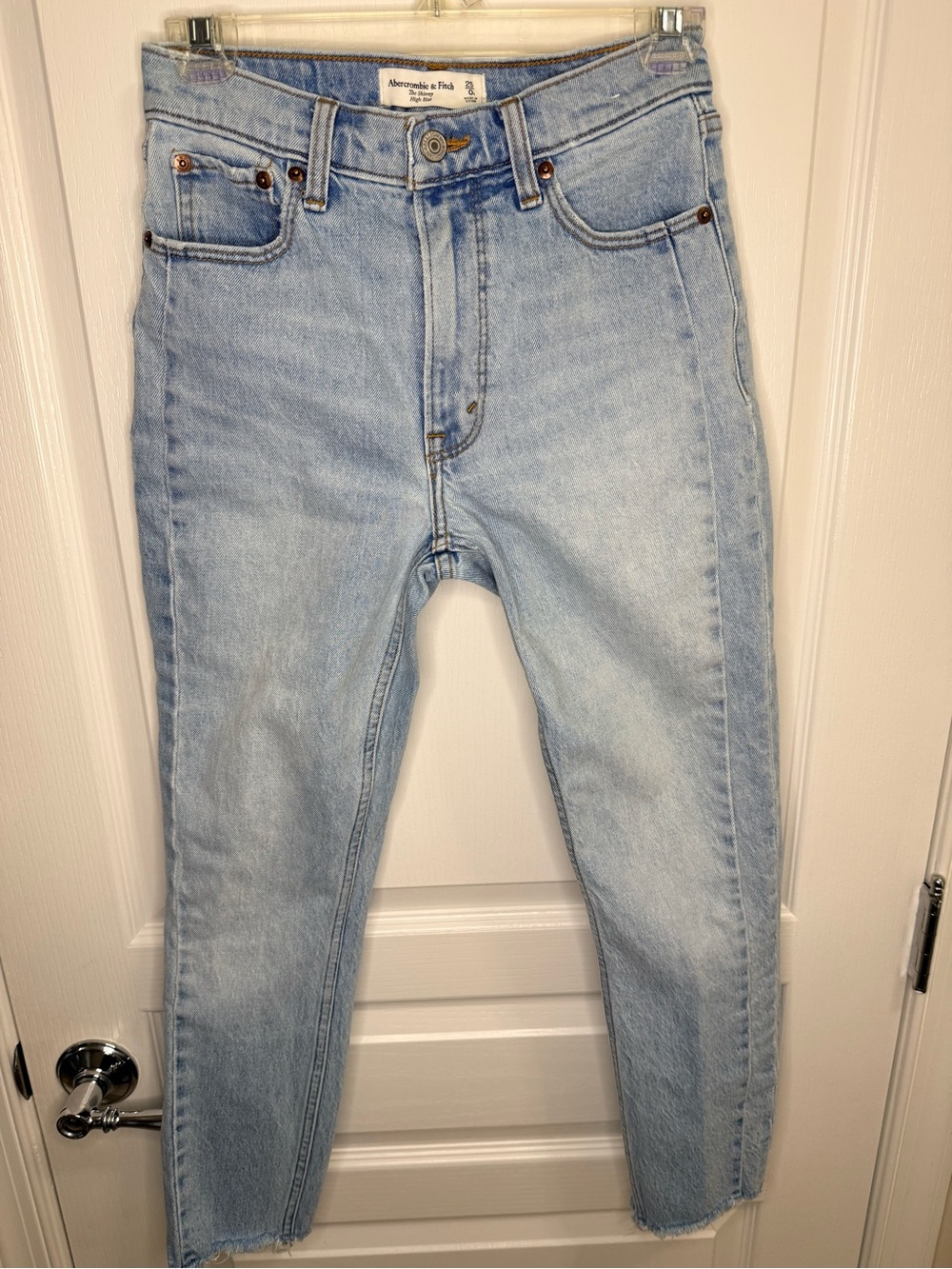 Abercrombie & Fitch Women's Pale Blue High-Rise Skinny Jeans- size 25 - Picture 2 of 10